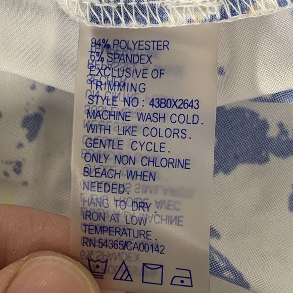 Peter Nygard Tunic Top Jeweled Blue White Damask 3/4 Sleeve Size PS - Picture 3 of 9